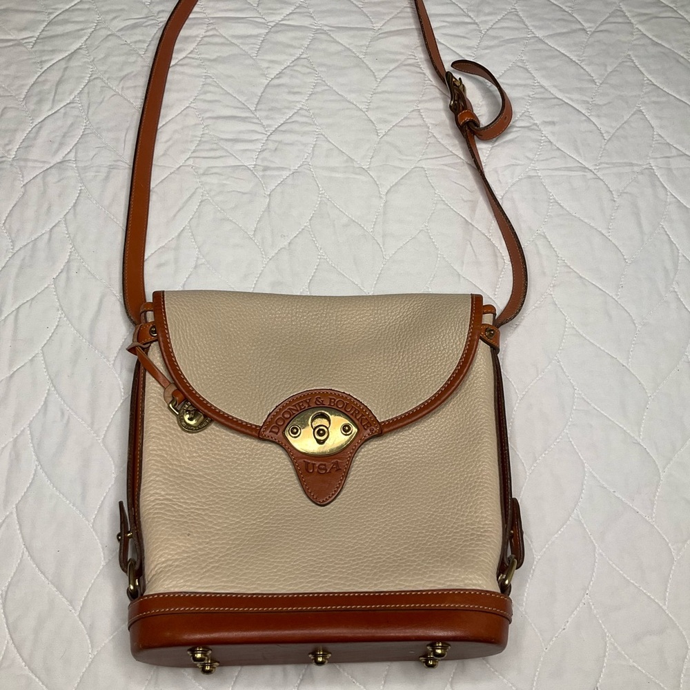Vintage Dooney and Bourke Leather Crossbody